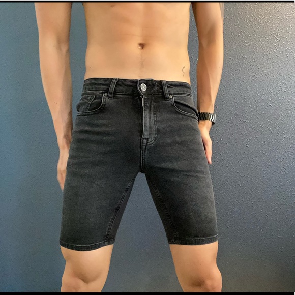 Asos black denim shorts 30 inch waist - Picture 3 of 7